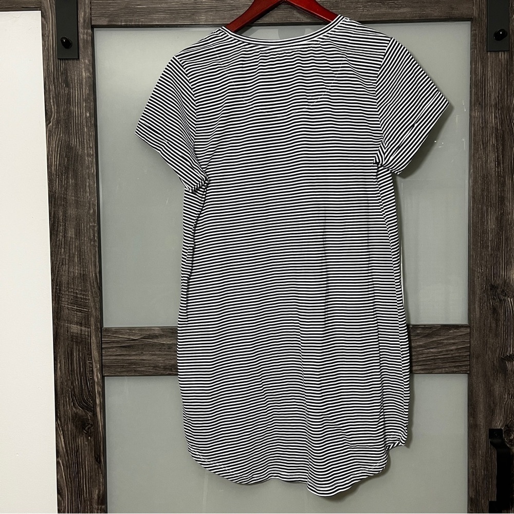 Lauren Ralph Lauren Navy and White Striped Shirt Dress Monogram Pocket Medium - Picture 2 of 7